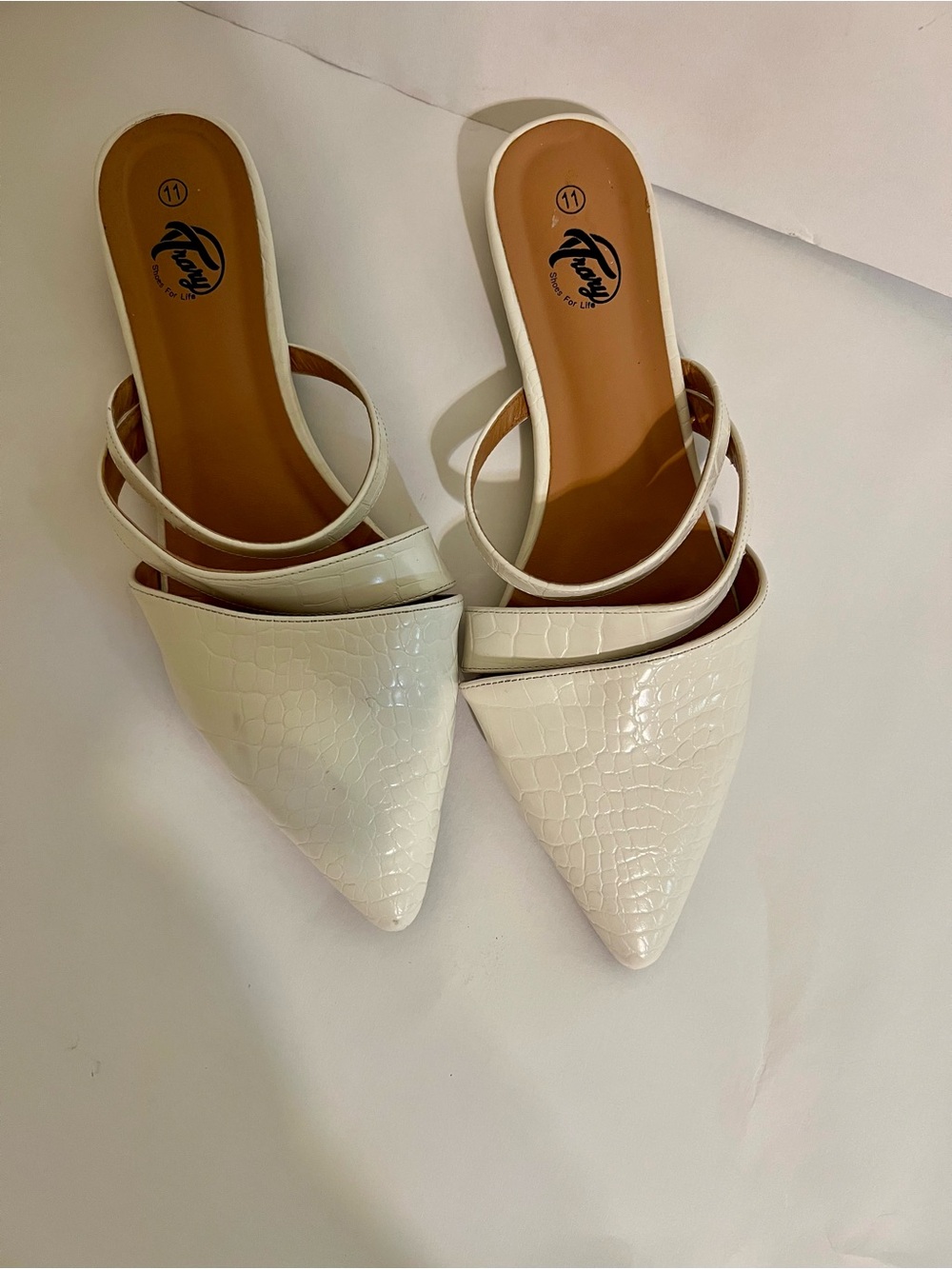 Trary Pointed Toe Croc-Embossed Slides - Size 11